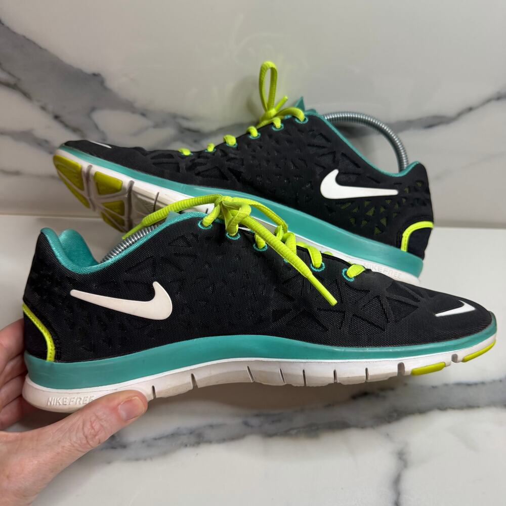 Nike Women's Black Free TR Fit 3 Sneakers Sz 9 Athlete Running Gym Casual - Picture 6 of 8